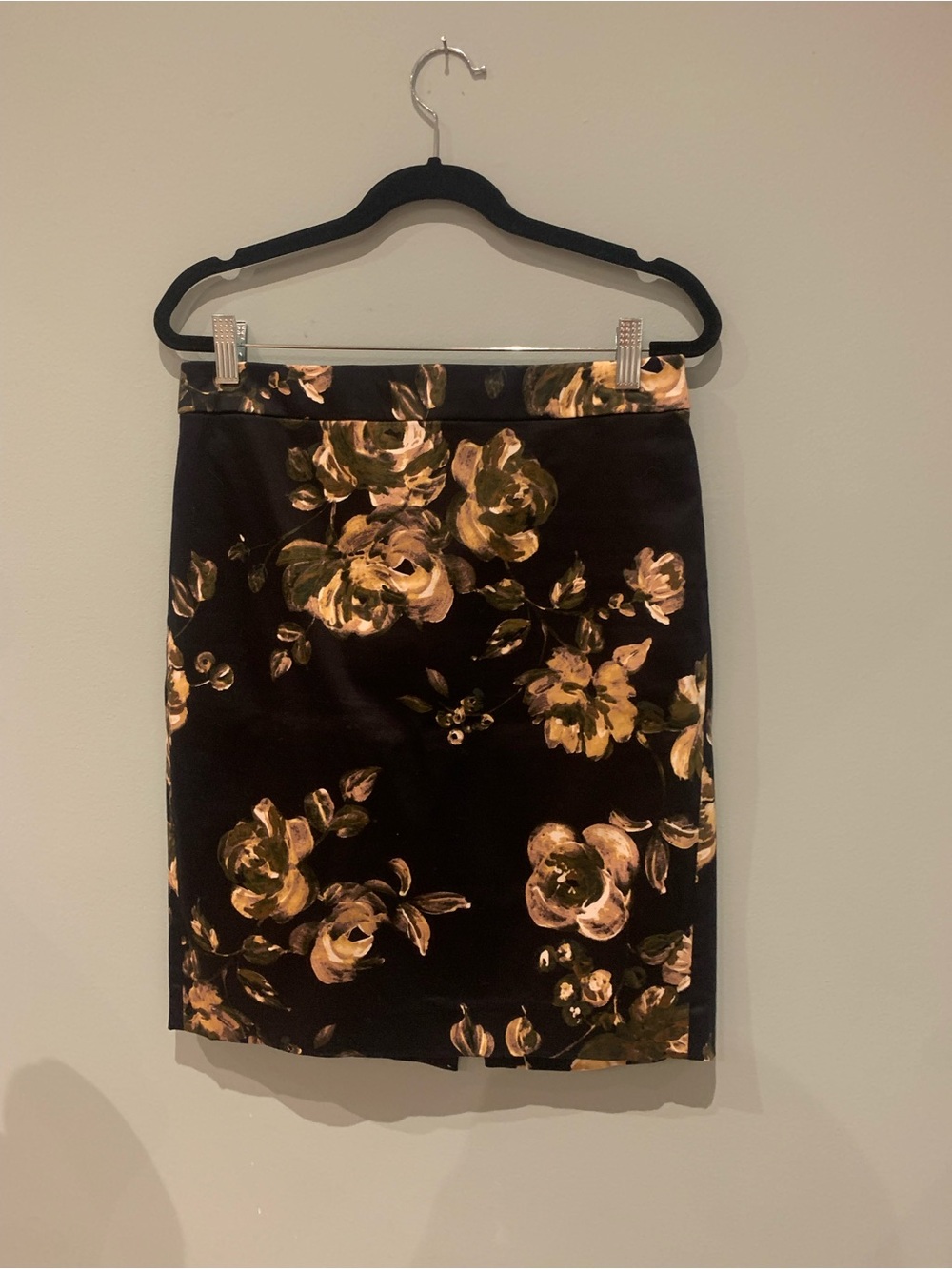 Black Floral Pencil Skirt - Women's